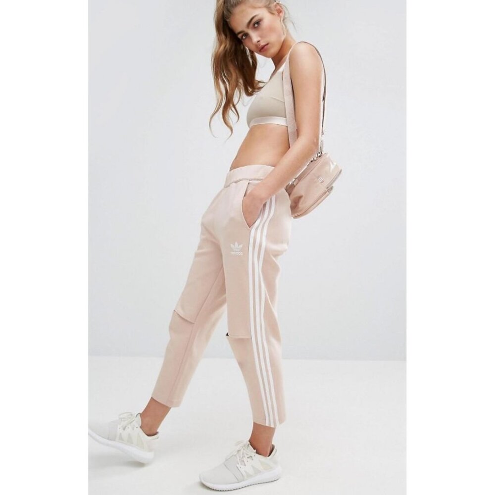 adidas Originals Three stripes cf1164 info poster track pants open knees Size Sm
